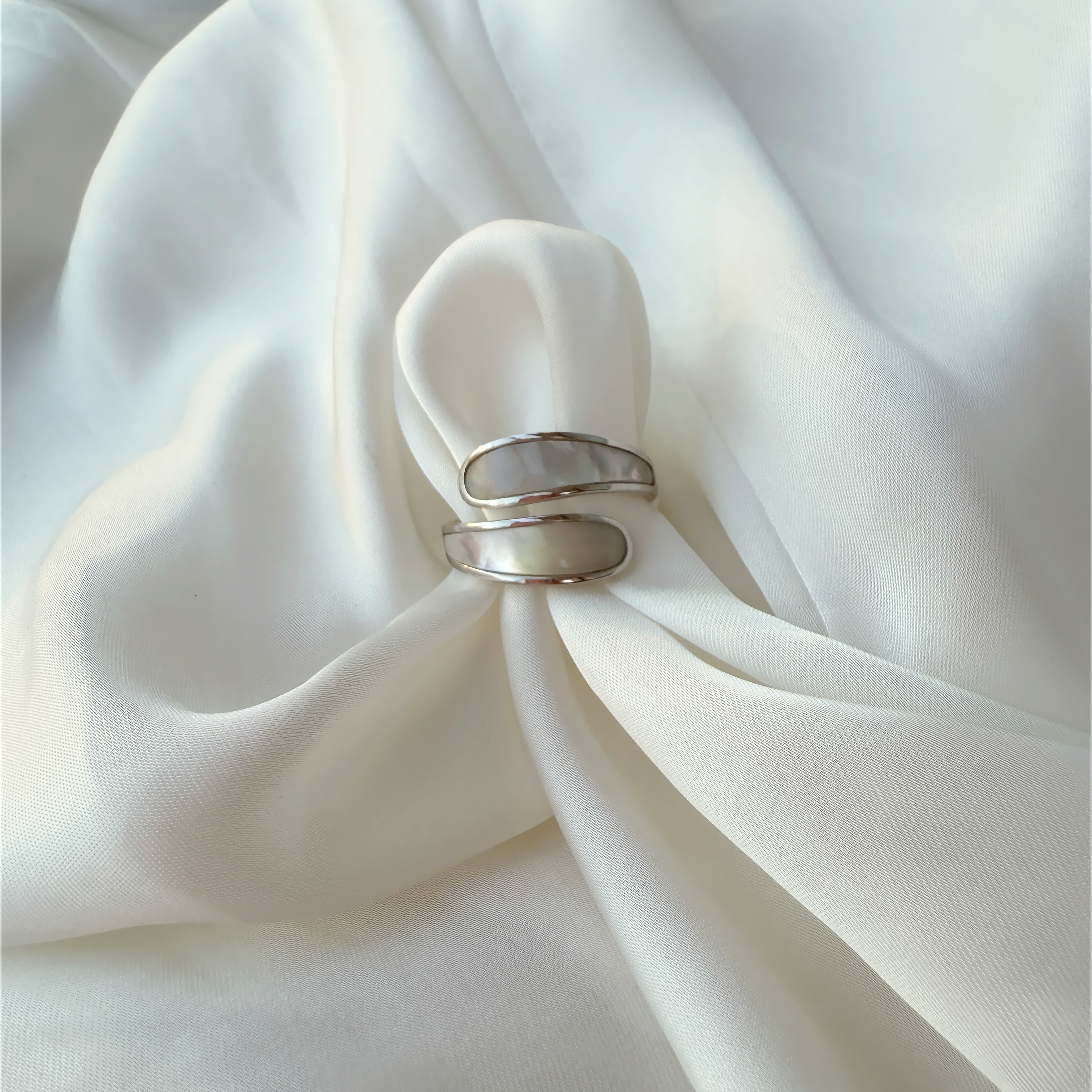 טבעת כסף משולבת פנינה